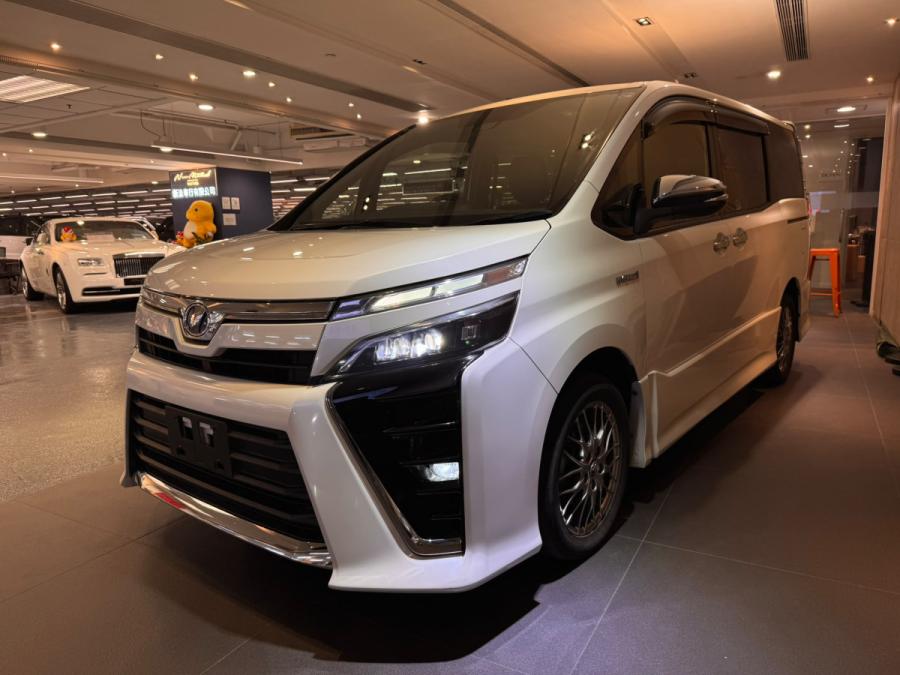 Voxy Hybrid ZS 煌版 - Image 3